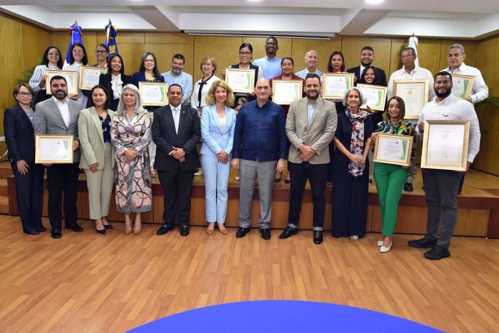 Ministerio de Economía impulsa encuentro de organizaciones certificadas en 3Rs