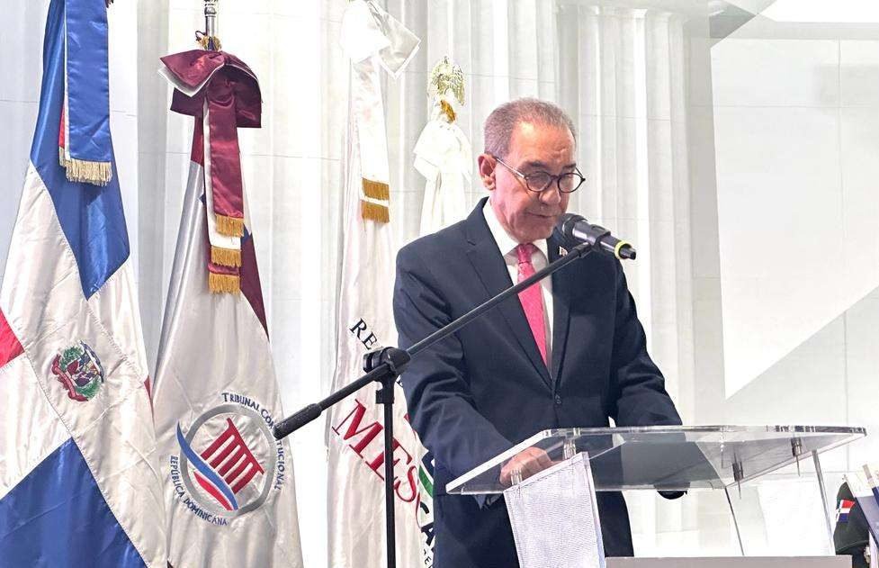 Impartirán Educación Constitucional en universidades
