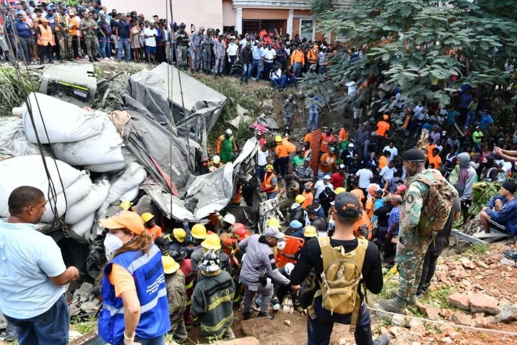 Aumentan a 10 los fallecidos por accidente en Quita Sueños