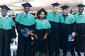 Universidades dominicanas registran 15, 884 alumnos haitianos