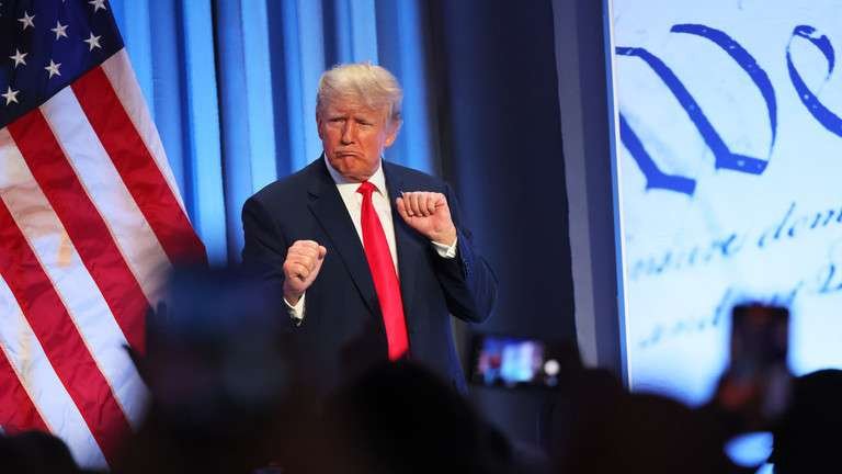 Trump tras vencer en los caucus de Iowa: «Es hora de que nuestro país se una»
