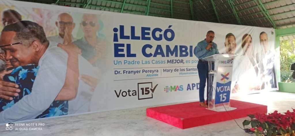 Partidos políticos y movimiento social presentan candidaturas municipales en Padre Las Casas de Azua.