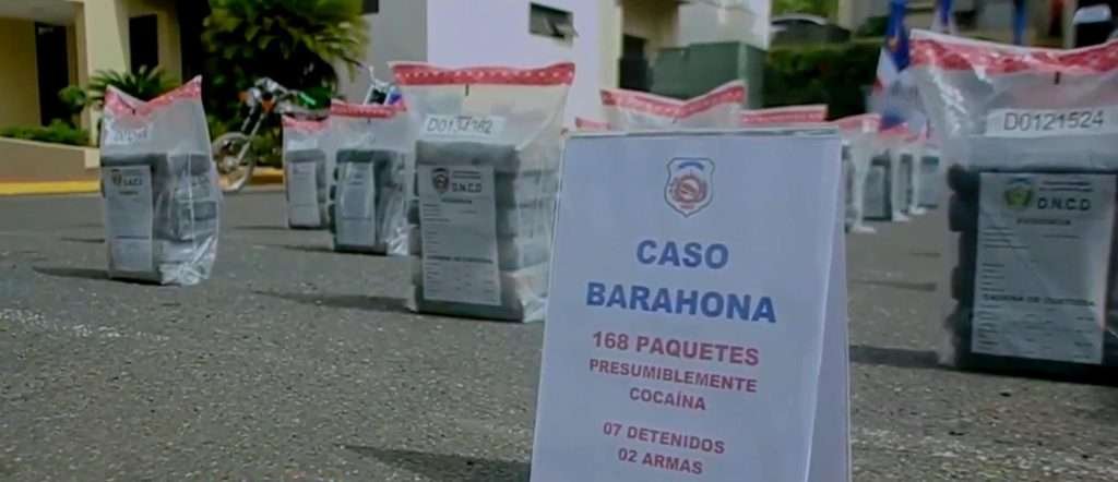 CAPTURAN HOMBRE VINCULAN AL DECOMISO DE 168 PAQUETES DE COCAÍNA EN BARAHONA