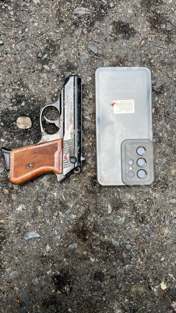 Cae abatido presunto antisocial al enfrentar patrulla