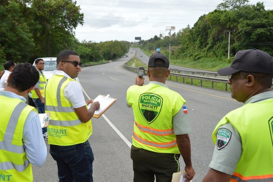 DIGESETT ANUNCIA OPERATIVO DE SEGURIDAD VIAL PARA NAVIDAD