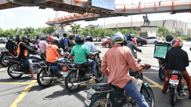 Intrant desmiente prohibición de motoristas durante la noche