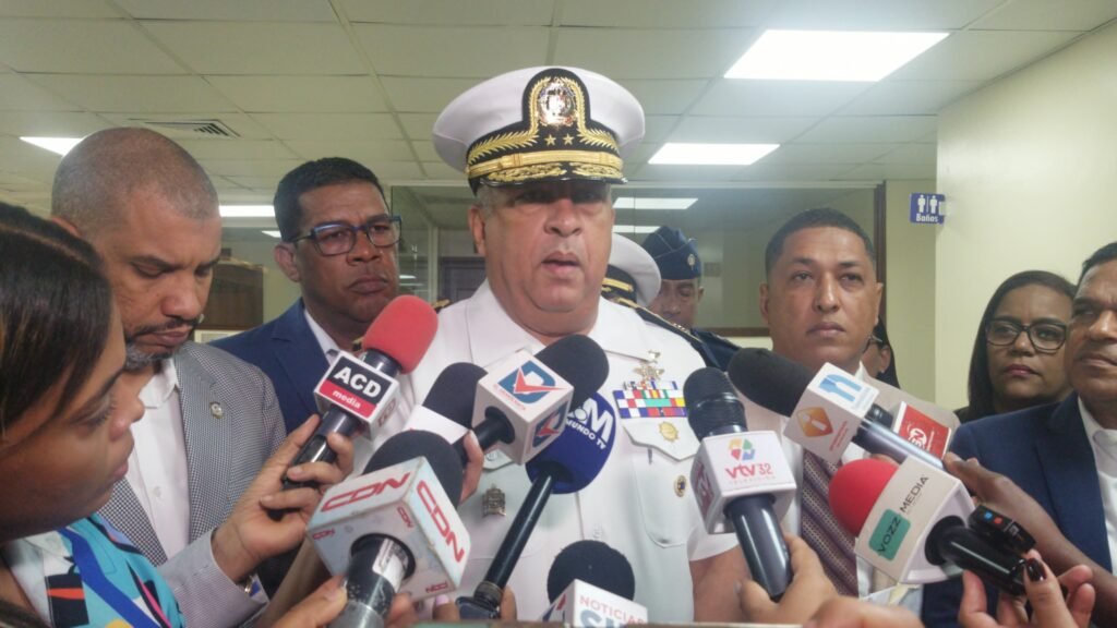DGM conformará equipo especial de agentespara controlar agresiones de haitianos indocumentados
