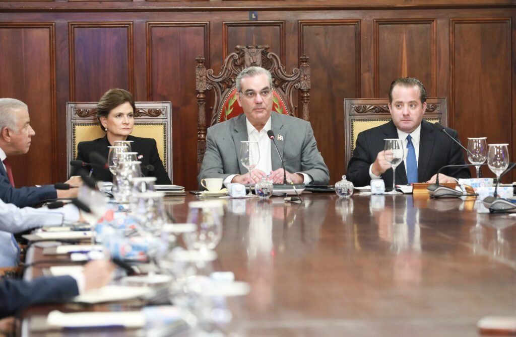 Gobierno revisa metas priorizadas, en primer Consejo de Ministros del año