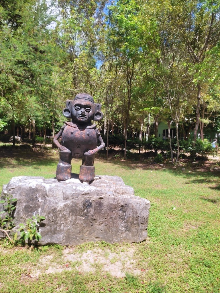 Presidente prohíbe minería en Cuevas del Pomier