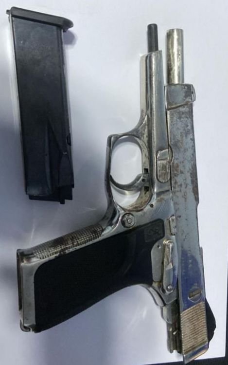 PN investiga hecho en el que un capitán de la Armada ultimó a su esposa, hijo y nuera, hirió a otro hijo y se suicidó