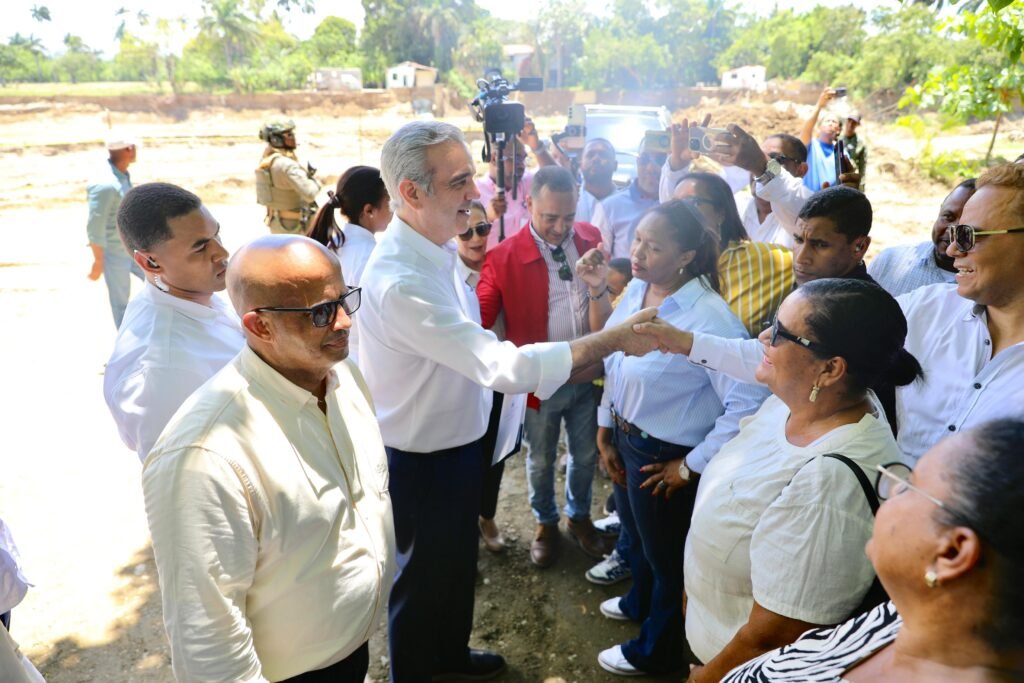 Presidente evalúa daños por lluvias en Espaillat y PP