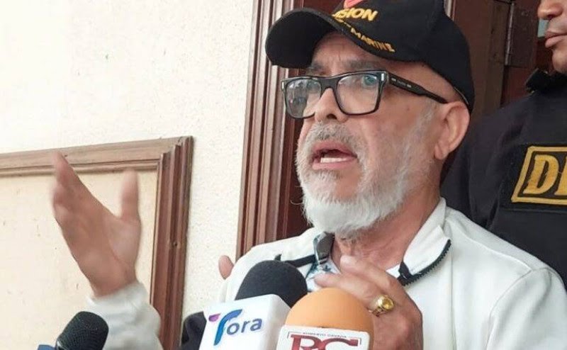 Ministerio Público solicita coerción contra Ángel Martínez por delitos cibernéticos