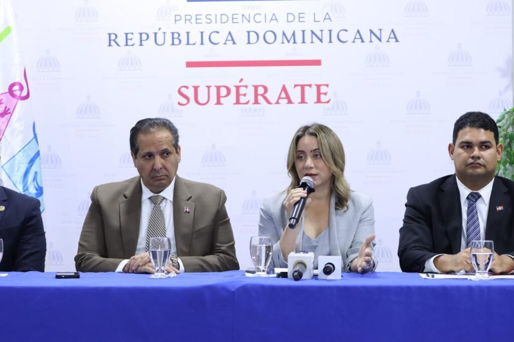 Gobierno inicia entrega del Bono de Emergencia a familias afectadas en Jet Set