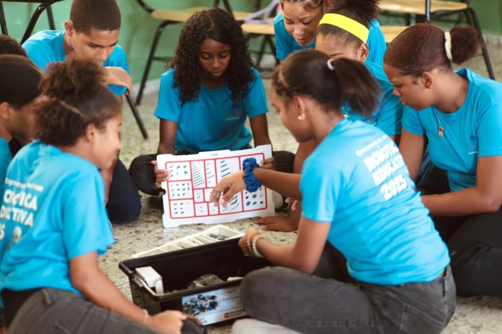 Minerd realiza Campamento de Robótica 2025: más de 21 mil estudiantes participarán