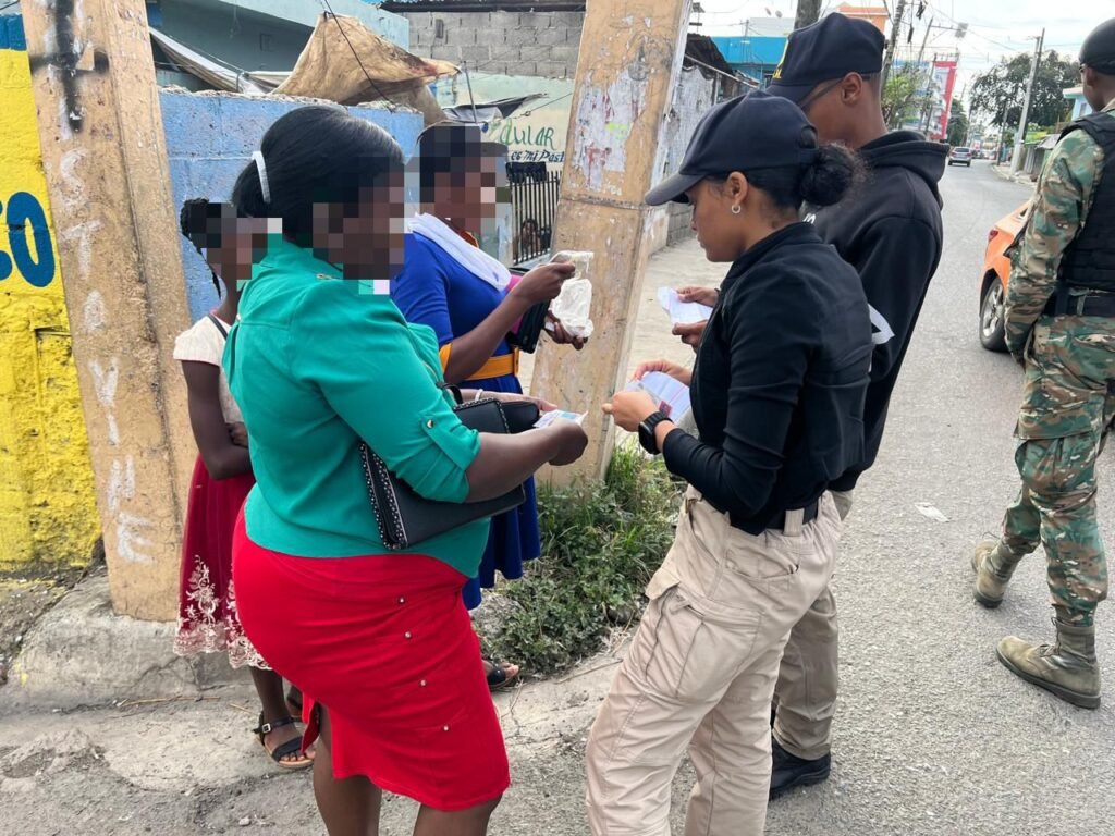 Detienen 1,826 haitianos indocumentados y repatrían otros 1,516 a su país de origen