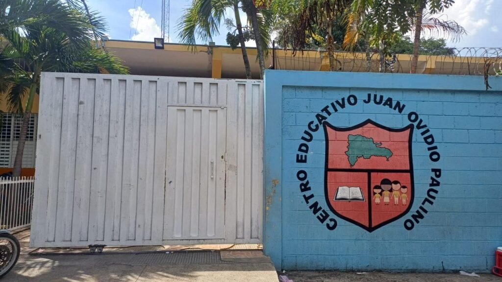 Escuela de Santiago indica que es un hecho aislado agresión entre dos estudiantes