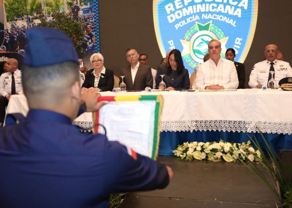 Van 6,500 policías formados en el marco de la Reforma Policial