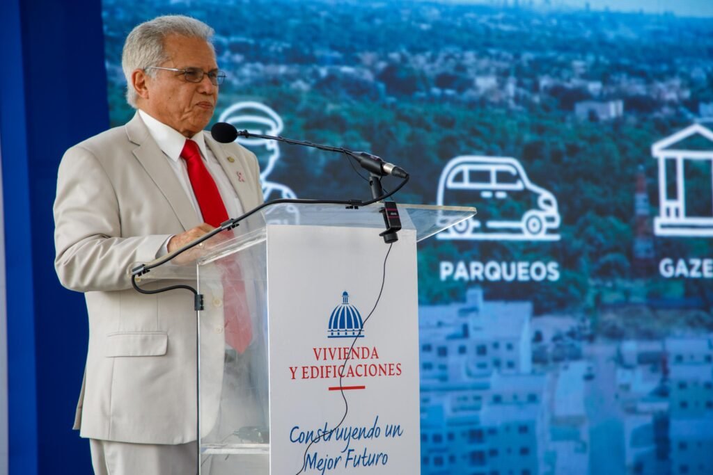 Waldo Ariel Suero afirma que Luis Abinader es el mandatario que más ha aportado al sector médico