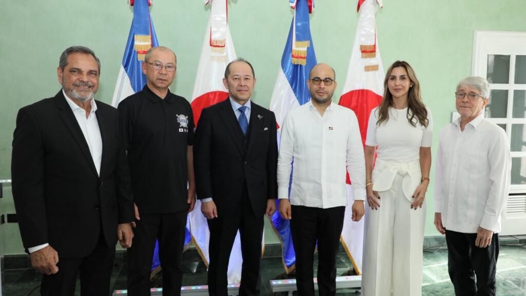 DCNB respalda agenda deportiva durante visita del alcalde de Matsumoto, Japón, a RD