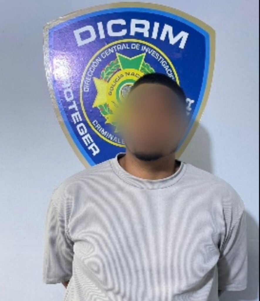 Policía Nacional arresta hombre acusado de estafa con falsa compra de celular mediante plataforma digital en Santiago