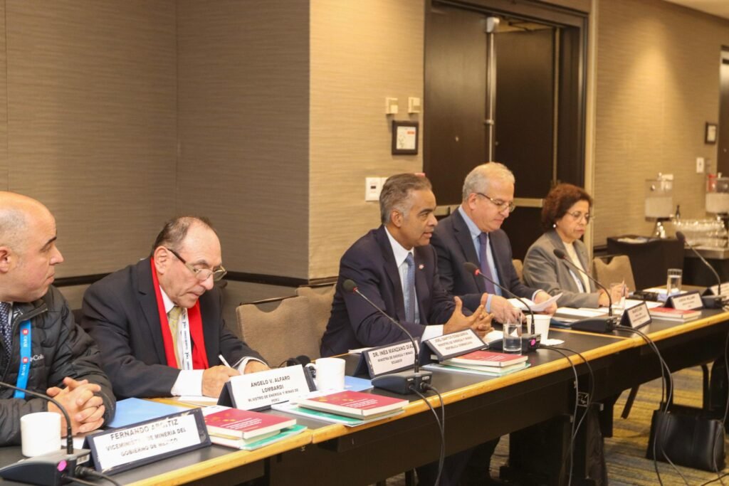 Joel Santos llama a consolidar una agenda regional que fortalezca la cooperación minera en las Américas