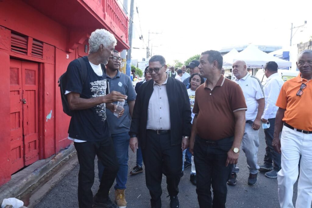 Hogar Crea rescata en Villa Francisca decenas de personas con problemas de adicción