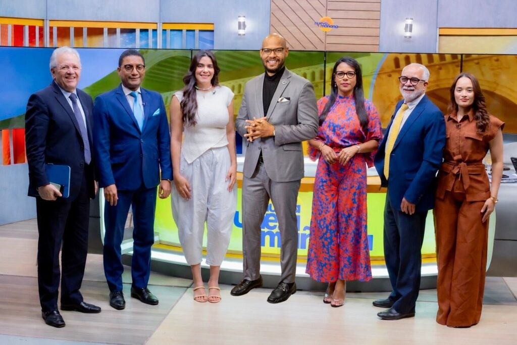 Colombia Alcántara anuncia a Una Nueva Mañana ahora desde las 7:00 AM en Teleantillas canal 10 Colombia Alcántara