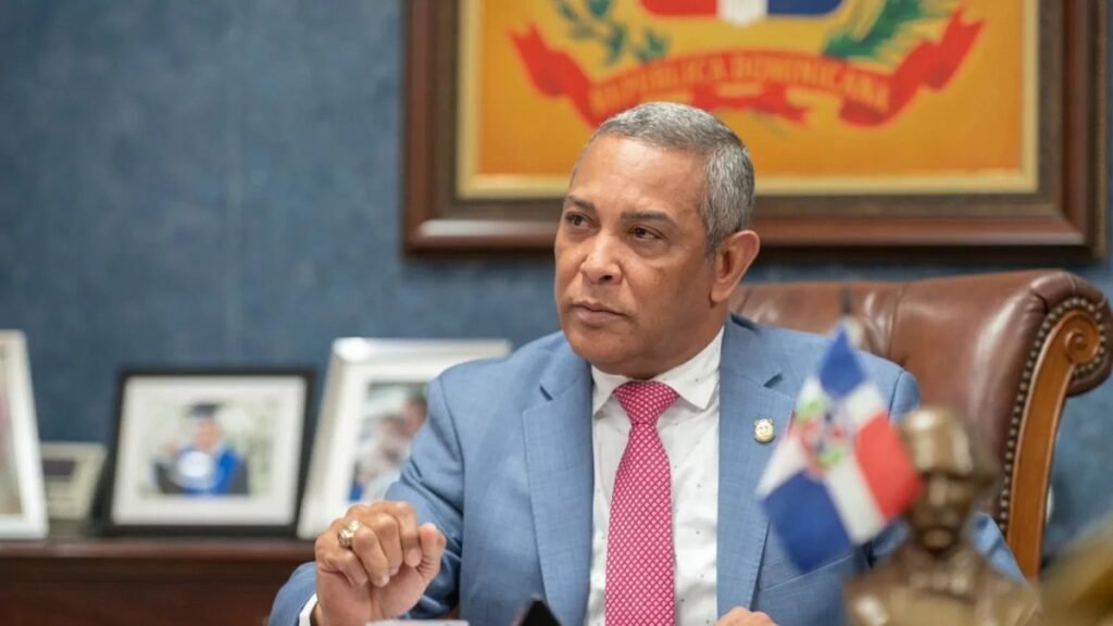 Senador Franklin Romero resalta avances logrados por la Comisión Especial en la reforma de la Policía Nacional Senador Franklin Romero