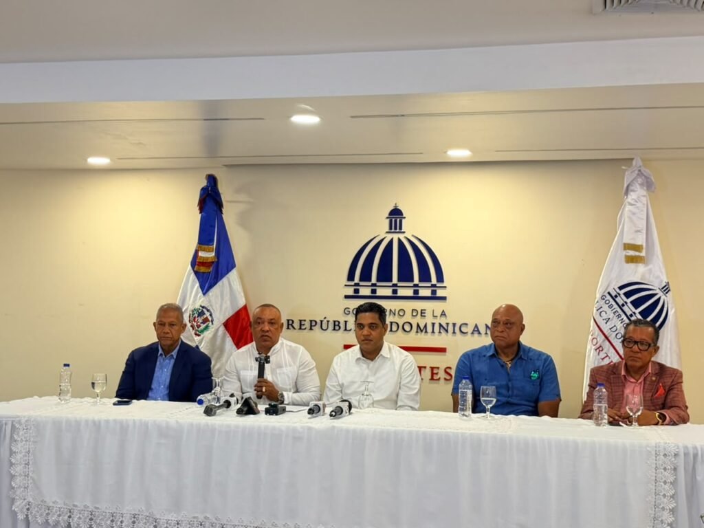 Juan Núñez y Kelvin Cruz anuncian Premundial Sub-18 en República Dominicana del 22 al 29 de octubre Premundial Sub-18